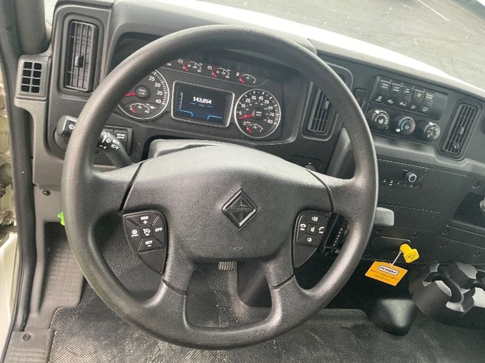 Medium Duty Box Truck-Light and Medium Duty Trucks-International-2022-MV607-Torrance-CA-143,055\n\t\tmiles-$ 70,500 - Image 18