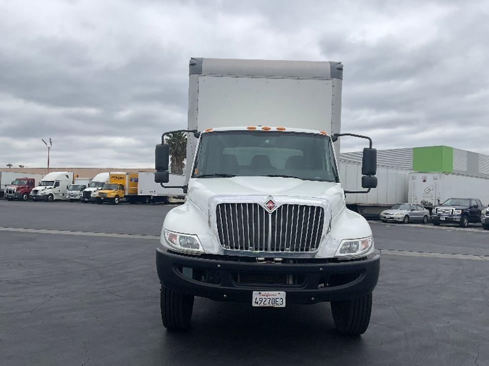 Medium Duty Box Truck-Light and Medium Duty Trucks-International-2022-MV607-Torrance-CA-143,055\n\t\tmiles-$ 70,500 - Image 2