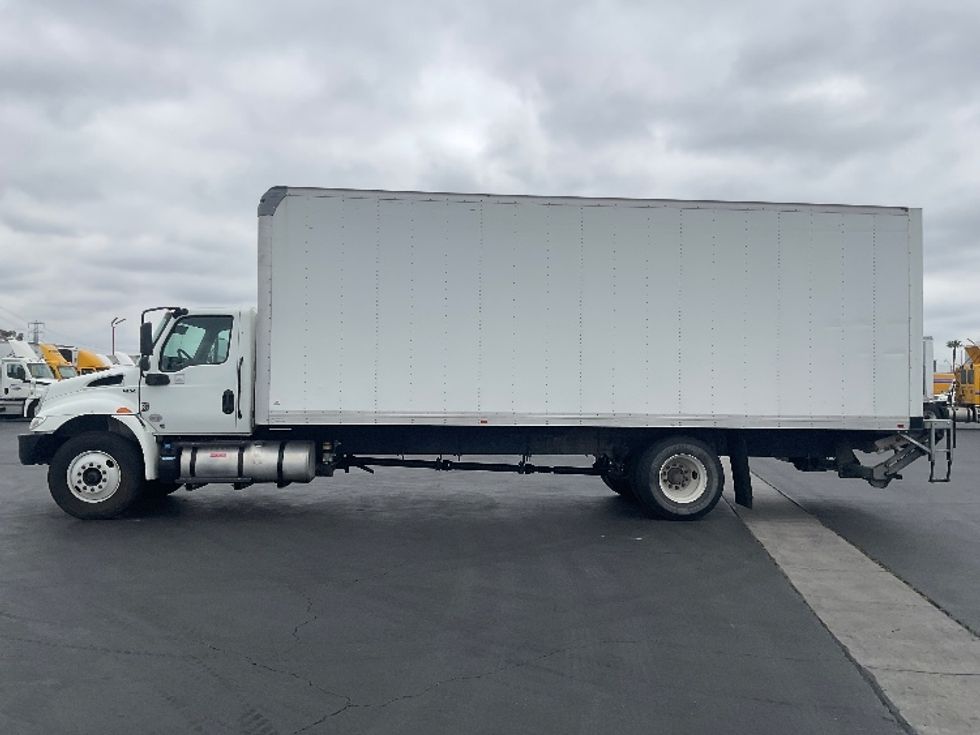 Medium Duty Box Truck-Light and Medium Duty Trucks-International-2022-MV607-Torrance-CA-143,055\n\t\tmiles-$ 70,500 - Image 4