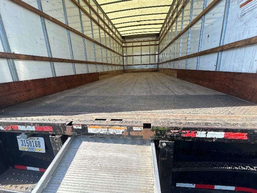 Medium Duty Box Truck-Light and Medium Duty Trucks-International-2022-MV607-Torrance-CA-226,588\n\t\tmiles-$ 39,750 - Image 10