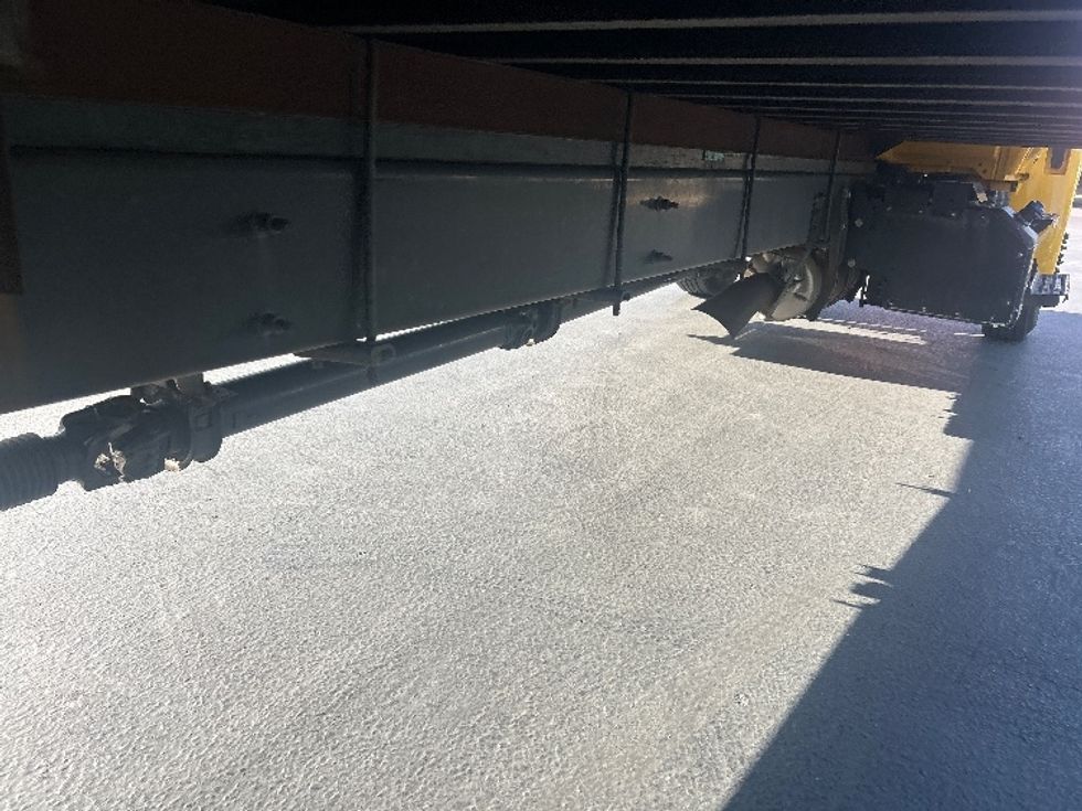 Medium Duty Box Truck-Light and Medium Duty Trucks-International-2022-MV607-Torrance-CA-226,588\n\t\tmiles-$ 39,750 - Image 14