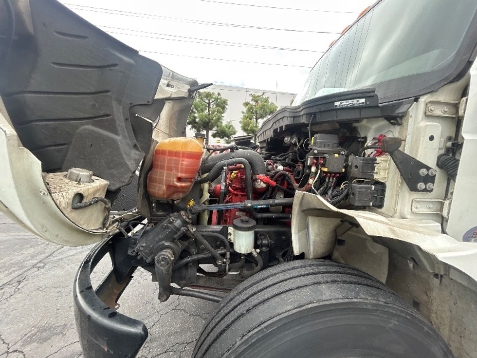 Medium Duty Box Truck-Light and Medium Duty Trucks-International-2022-MV607-Torrance-CA-234,600\n\t\tmiles-$ 44,000 - Image 23