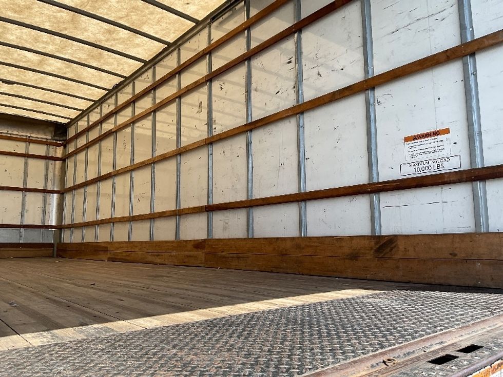 Medium Duty Box Truck-Light and Medium Duty Trucks-International-2022-MV607-Torrance-CA-257,681\n\t\tmiles-$ 40,000 - Image 12