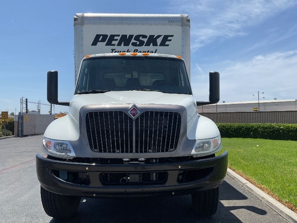 Medium Duty Box Truck-Light and Medium Duty Trucks-International-2022-MV607-Torrance-CA-257,681\n\t\tmiles-$ 40,000 - Image 2