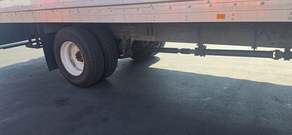Medium Duty Box Truck-Light and Medium Duty Trucks-International-2022-MV607-Torrance-CA-267,400\n\t\tmiles-$ 38,250 - Image 14