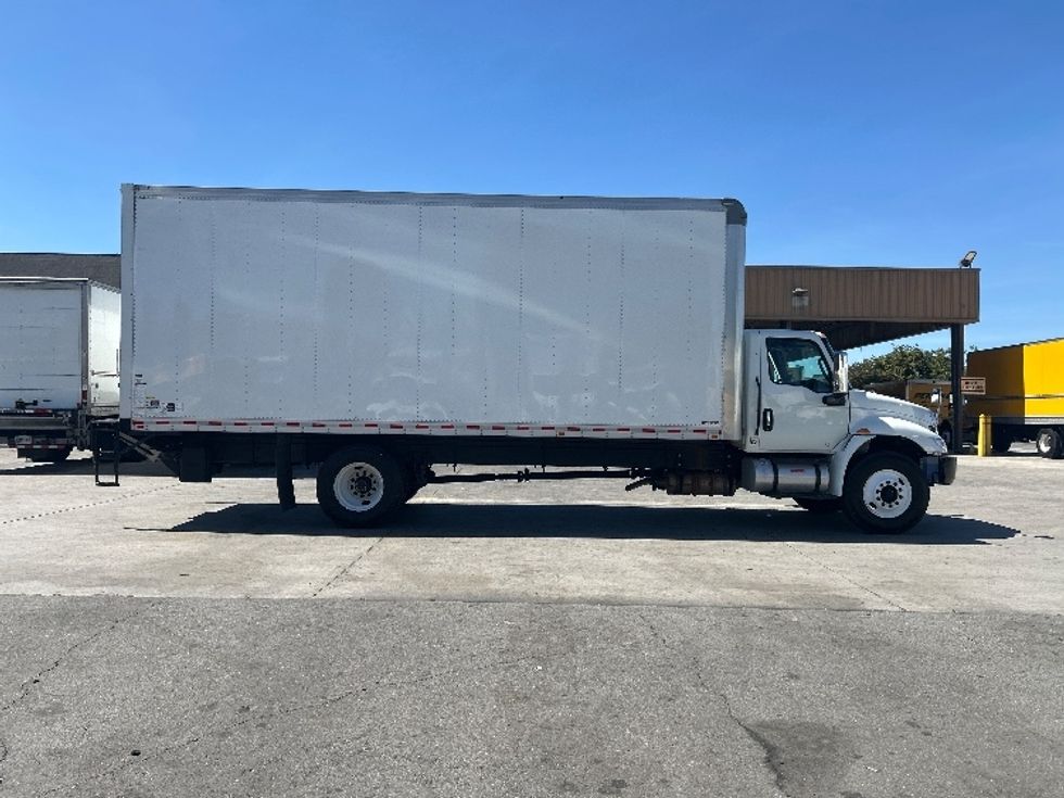 Medium Duty Box Truck-Light and Medium Duty Trucks-International-2022-MV607-Torrance-CA-77,813\n\t\tmiles-$ 72,500 - Image 24