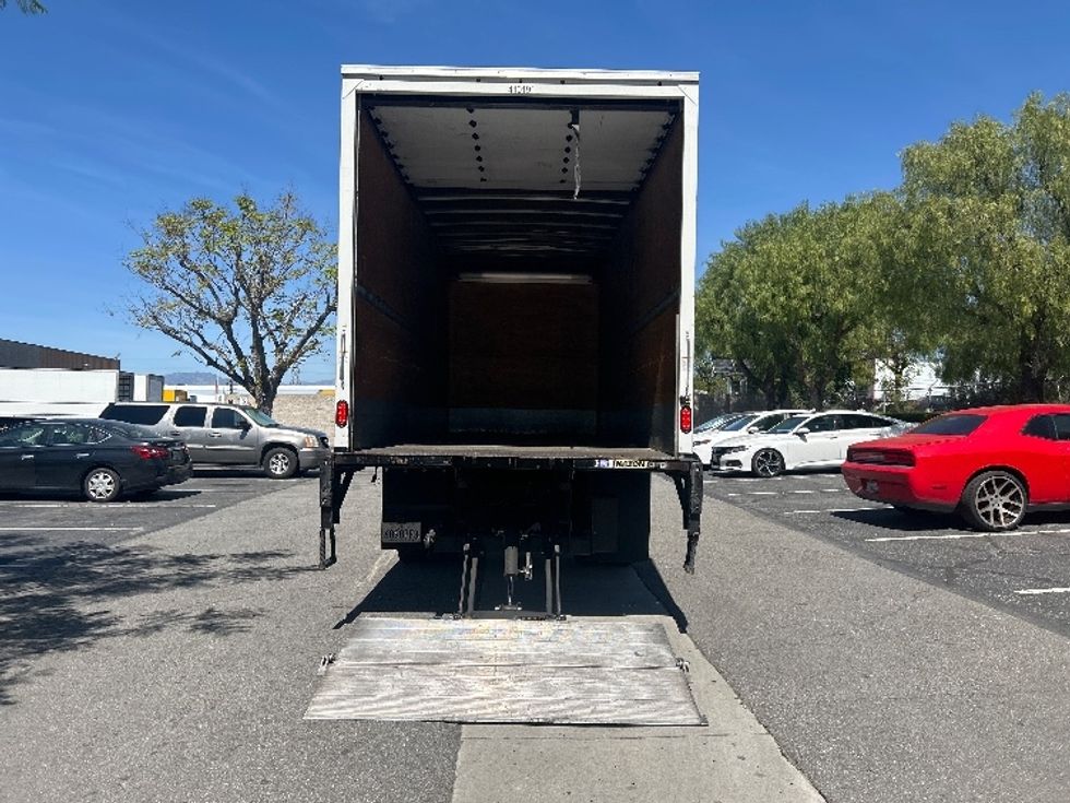 Medium Duty Box Truck-Light and Medium Duty Trucks-International-2022-MV607-Torrance-CA-77,813\n\t\tmiles-$ 72,500 - Image 9