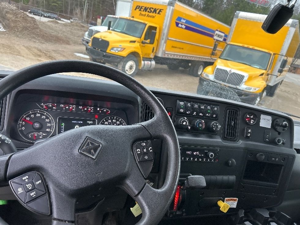 Medium Duty Box Truck-Light and Medium Duty Trucks-International-2022-MV607-Traverse City-MI-126,264\n\t\tmiles-$ 68,500 - Image 15