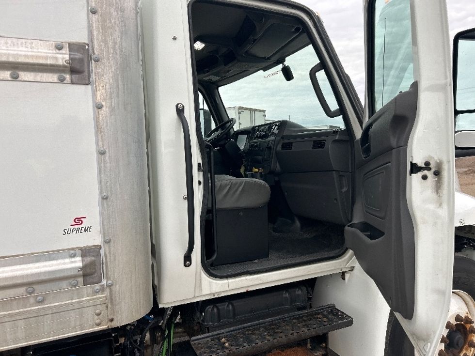 Medium Duty Box Truck-Light and Medium Duty Trucks-International-2022-MV607-Traverse City-MI-126,264\n\t\tmiles-$ 68,500 - Image 17