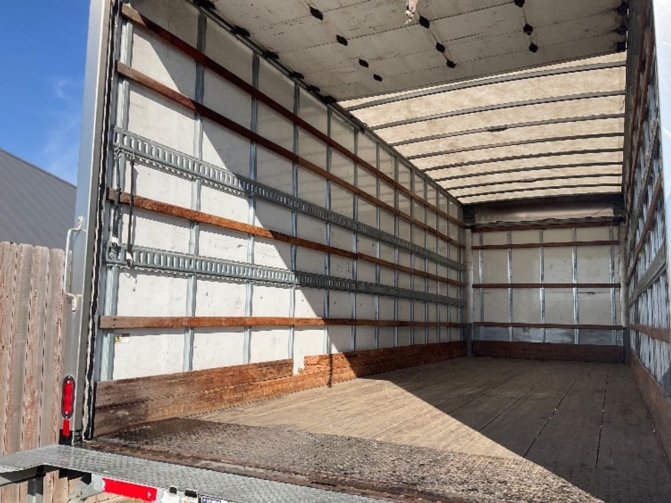 Medium Duty Box Truck-Light and Medium Duty Trucks-International-2022-MV607-Tulsa-OK-206,230\n\t\tmiles-$ 52,750 - Image 11
