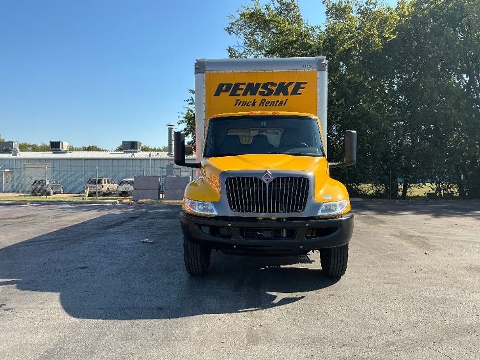 Medium Duty Box Truck-Light and Medium Duty Trucks-International-2022-MV607-Tulsa-OK-235,416\n\t\tmiles-$ 46,250 - Image 2
