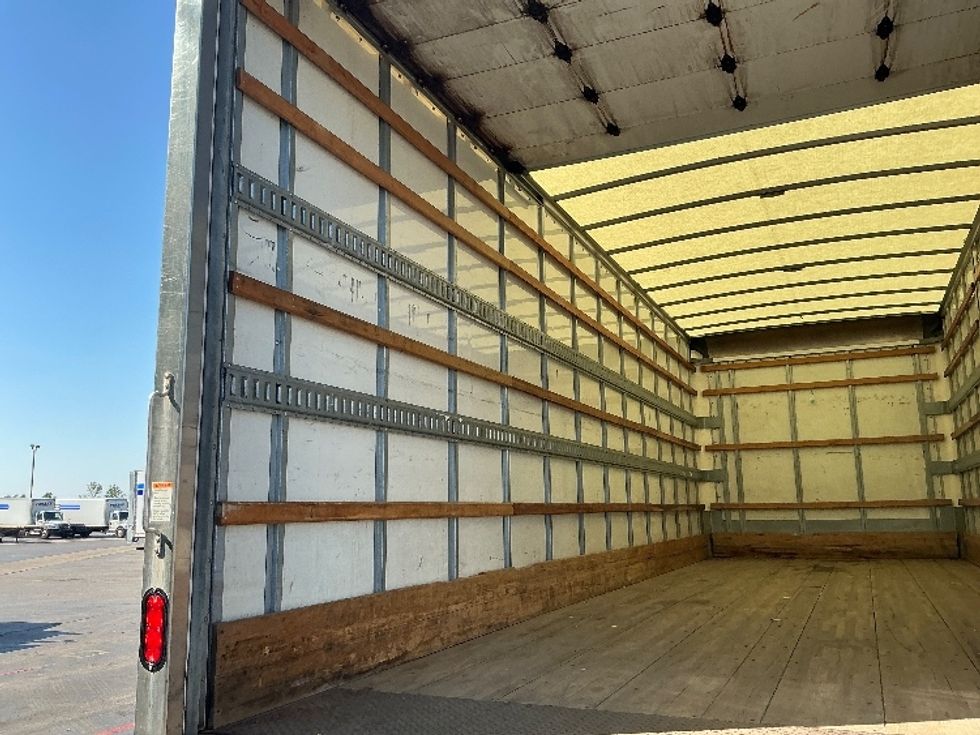 Medium Duty Box Truck-Light and Medium Duty Trucks-International-2022-MV607-Tulsa-OK-242,187\n\t\tmiles-$ 42,000 - Image 11