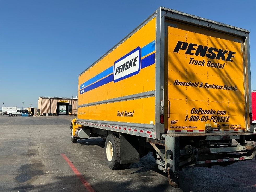 Medium Duty Box Truck-Light and Medium Duty Trucks-International-2022-MV607-Tulsa-OK-242,187\n\t\tmiles-$ 42,000 - Image 6