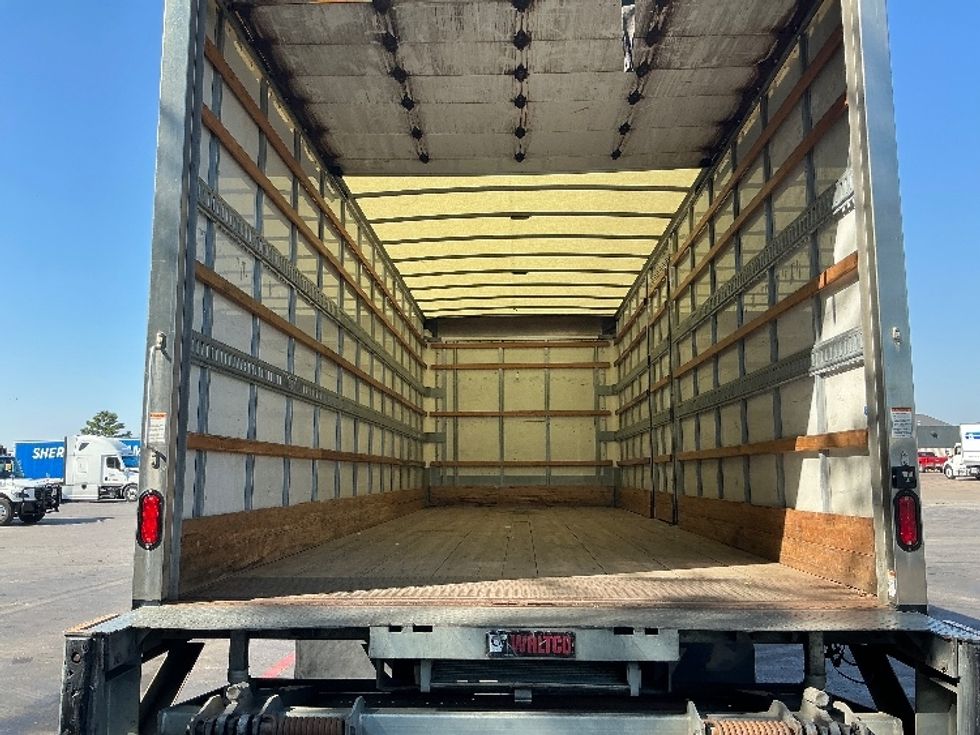 Medium Duty Box Truck-Light and Medium Duty Trucks-International-2022-MV607-Tulsa-OK-242,187\n\t\tmiles-$ 42,000 - Image 8