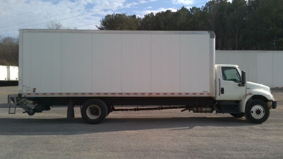 Medium Duty Box Truck-Light and Medium Duty Trucks-International-2022-MV607-Tuscaloosa-AL-107,165\n\t\tmiles-$ 74,250 - Image 14