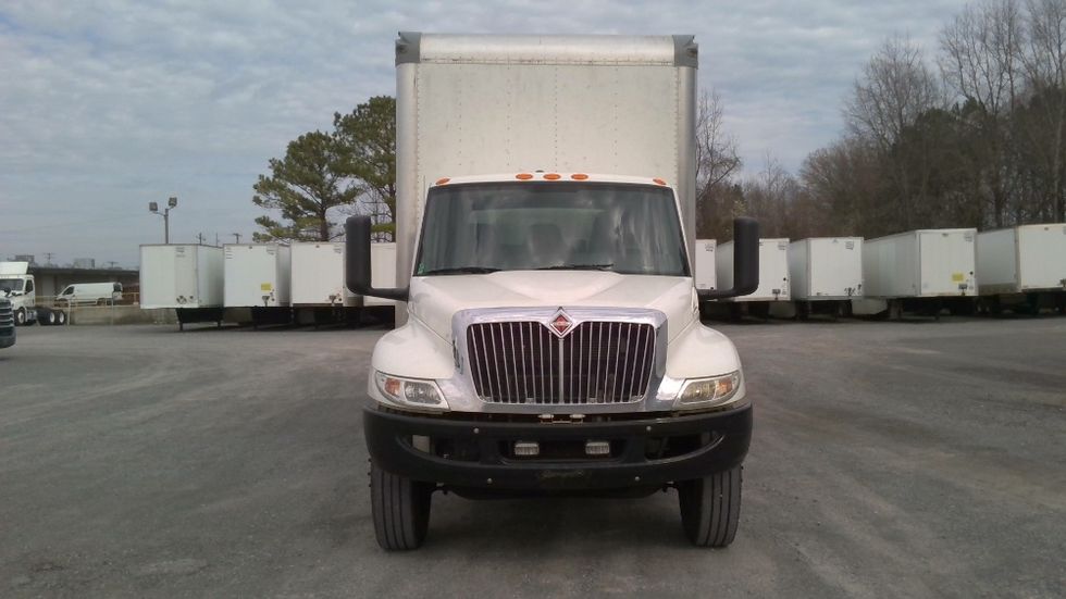Medium Duty Box Truck-Light and Medium Duty Trucks-International-2022-MV607-Tuscaloosa-AL-107,165\n\t\tmiles-$ 74,250 - Image 2