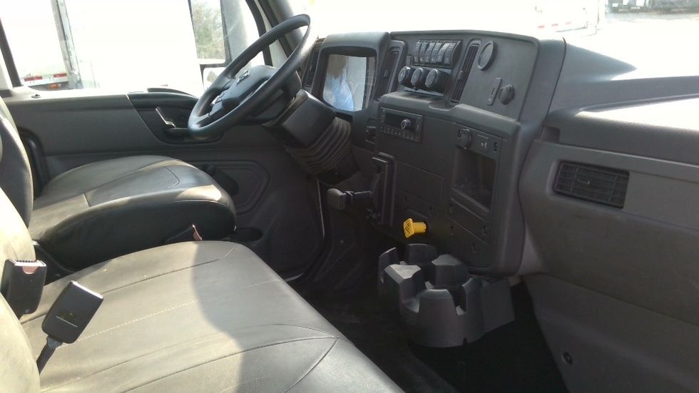 Medium Duty Box Truck-Light and Medium Duty Trucks-International-2022-MV607-Tuscaloosa-AL-107,165\n\t\tmiles-$ 74,250 - Image 21