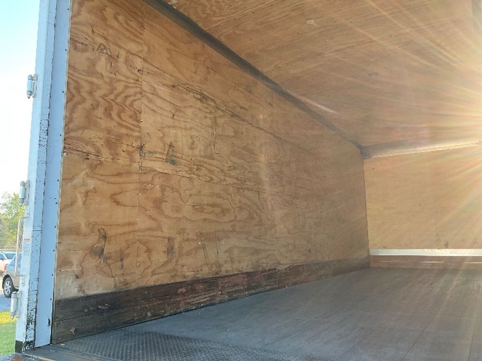 Medium Duty Box Truck-Light and Medium Duty Trucks-International-2022-MV607-Tuscaloosa-AL-22,024\n\t\tmiles-$ 78,250 - Image 11