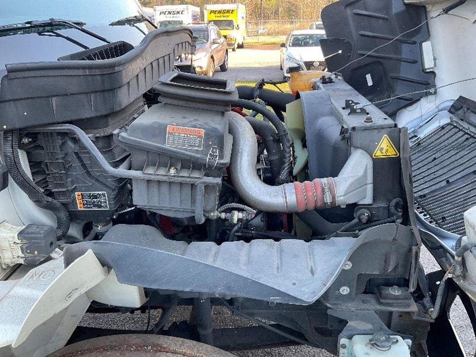 Medium Duty Box Truck-Light and Medium Duty Trucks-International-2022-MV607-Tuscaloosa-AL-22,024\n\t\tmiles-$ 78,250 - Image 23