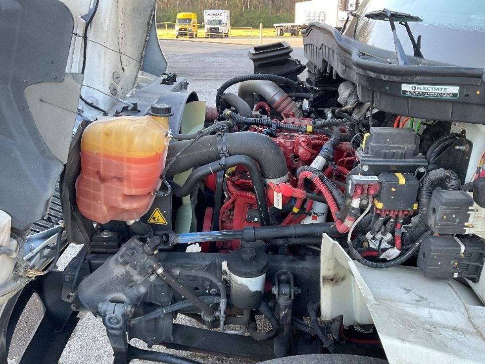 Medium Duty Box Truck-Light and Medium Duty Trucks-International-2022-MV607-Tuscaloosa-AL-22,024\n\t\tmiles-$ 78,250 - Image 24