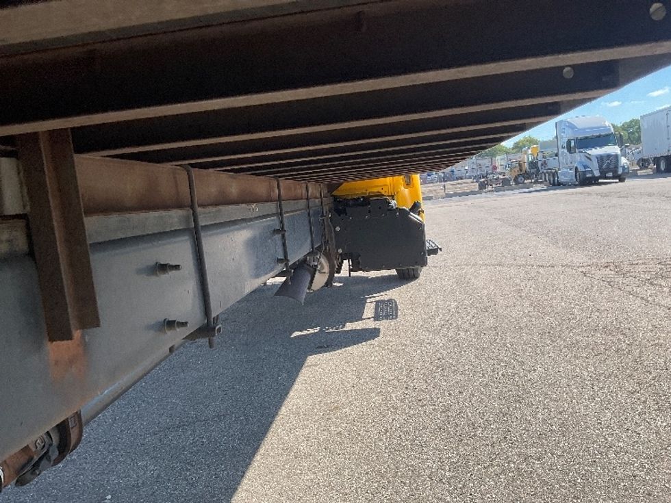 Medium Duty Box Truck-Light and Medium Duty Trucks-International-2022-MV607-Warren-MI-302,710\n\t\tmiles-$ 27,500 - Image 14