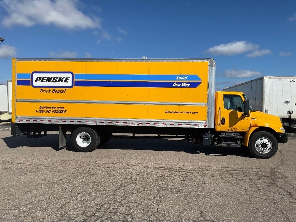 Medium Duty Box Truck-Light and Medium Duty Trucks-International-2022-MV607-Warren-MI-302,710\n\t\tmiles-$ 27,500 - Image 15