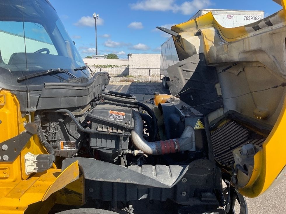 Medium Duty Box Truck-Light and Medium Duty Trucks-International-2022-MV607-Warren-MI-302,710\n\t\tmiles-$ 27,500 - Image 23
