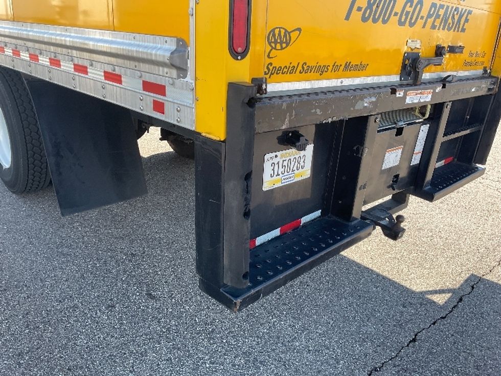 Medium Duty Box Truck-Light and Medium Duty Trucks-International-2022-MV607-Warren-MI-302,710\n\t\tmiles-$ 27,500 - Image 27