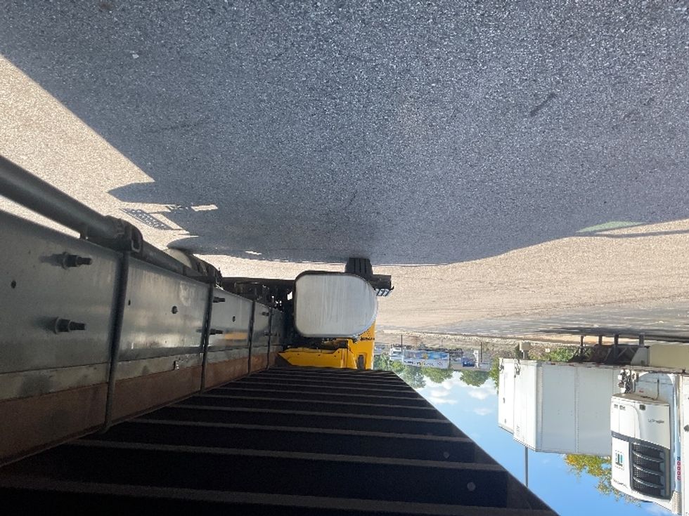 Medium Duty Box Truck-Light and Medium Duty Trucks-International-2022-MV607-Warren-MI-302,710\n\t\tmiles-$ 27,500 - Image 5