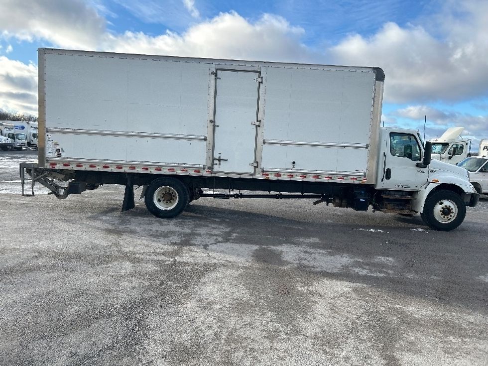 Medium Duty Box Truck-Light and Medium Duty Trucks-International-2022-MV607-Watertown-NY-112,489\n\t\tmiles-$ 69,250 - Image 15