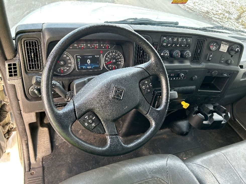 Medium Duty Box Truck-Light and Medium Duty Trucks-International-2022-MV607-Watertown-NY-112,489\n\t\tmiles-$ 69,250 - Image 18