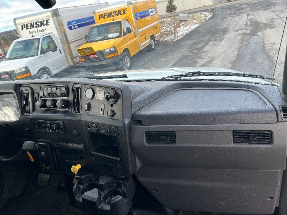 Medium Duty Box Truck-Light and Medium Duty Trucks-International-2022-MV607-Watertown-NY-112,489\n\t\tmiles-$ 69,250 - Image 21