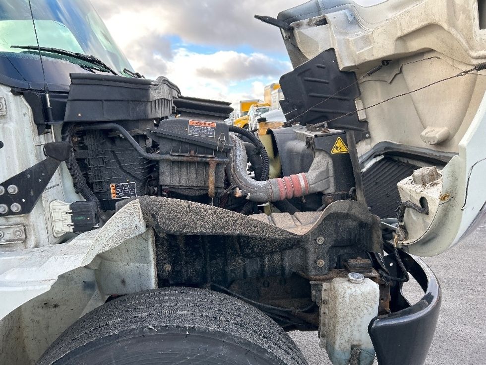 Medium Duty Box Truck-Light and Medium Duty Trucks-International-2022-MV607-Watertown-NY-112,489\n\t\tmiles-$ 69,250 - Image 23