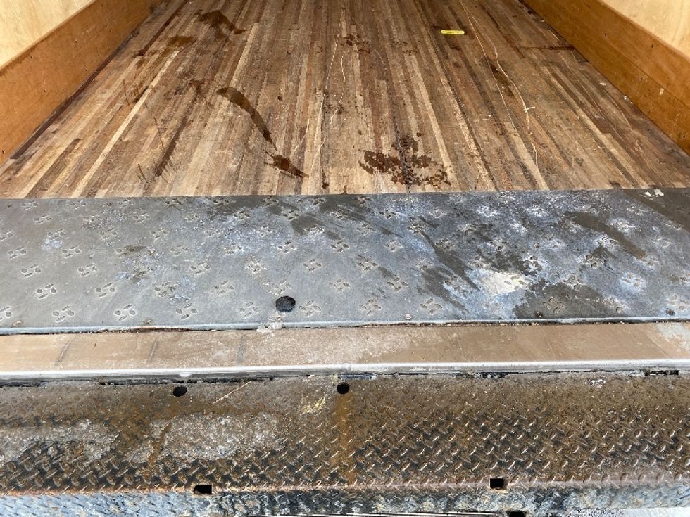 Medium Duty Box Truck-Light and Medium Duty Trucks-International-2022-MV607-Watertown-NY-148,809\n\t\tmiles-$ 48,250 - Image 10