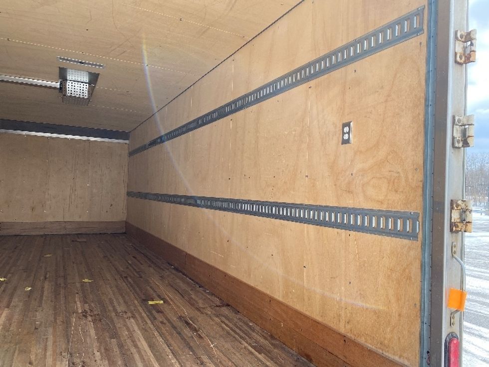 Medium Duty Box Truck-Light and Medium Duty Trucks-International-2022-MV607-Watertown-NY-148,809\n\t\tmiles-$ 48,250 - Image 12