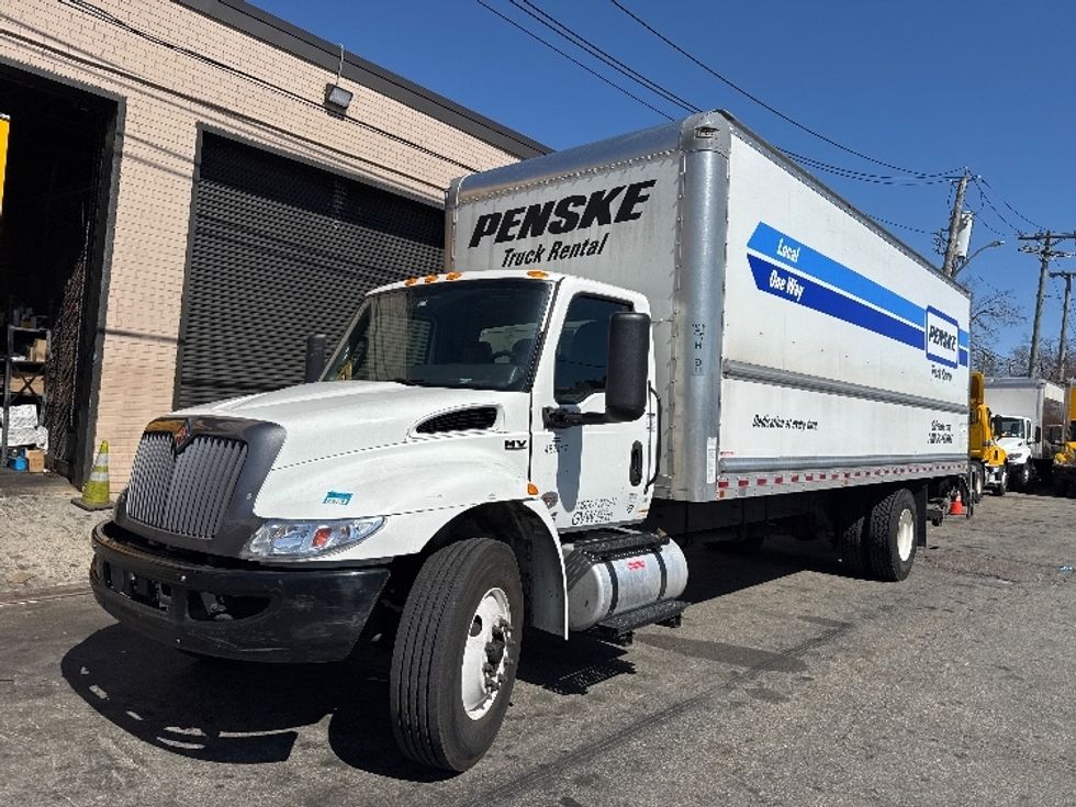 Medium Duty Box Truck-Light and Medium Duty Trucks-International-2022-MV607-West Babylon-NY-111,387\n\t\tmiles-$ 68,000 - Image 3