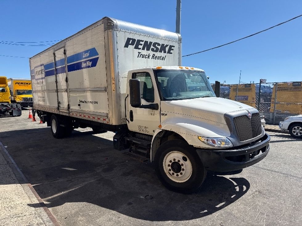 Medium Duty Box Truck-Light and Medium Duty Trucks-International-2022-MV607-West Babylon-NY-111,387\n\t\tmiles-$ 68,000 - Image 1
