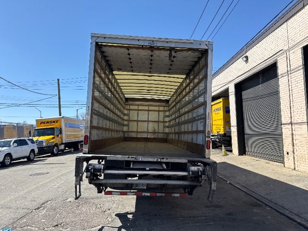 Medium Duty Box Truck-Light and Medium Duty Trucks-International-2022-MV607-West Babylon-NY-111,387\n\t\tmiles-$ 68,000 - Image 8