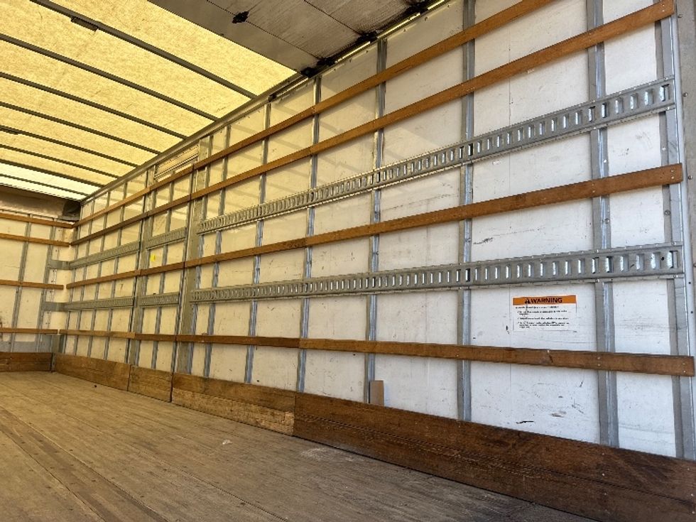 Medium Duty Box Truck-Light and Medium Duty Trucks-International-2022-MV607-West Babylon-NY-111,387\n\t\tmiles-$ 68,000 - Image 12