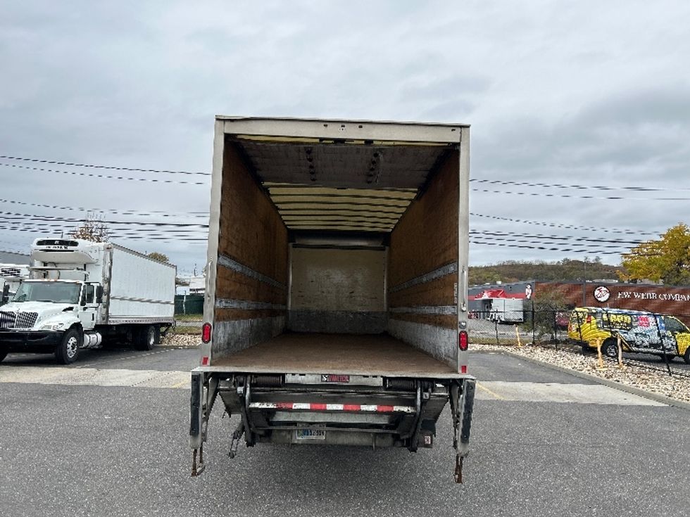 Medium Duty Box Truck-Light and Medium Duty Trucks-International-2022-MV607-West Babylon-NY-156,400\n\t\tmiles-$ 54,250 - Image 8