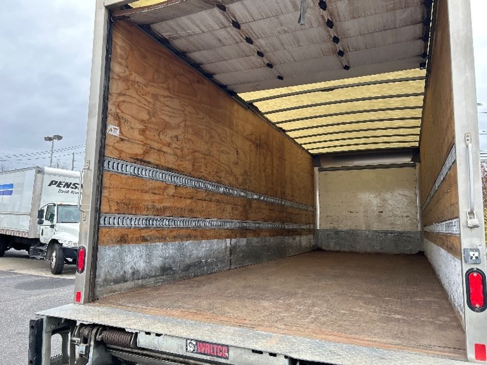 Medium Duty Box Truck-Light and Medium Duty Trucks-International-2022-MV607-West Babylon-NY-156,400\n\t\tmiles-$ 54,250 - Image 10
