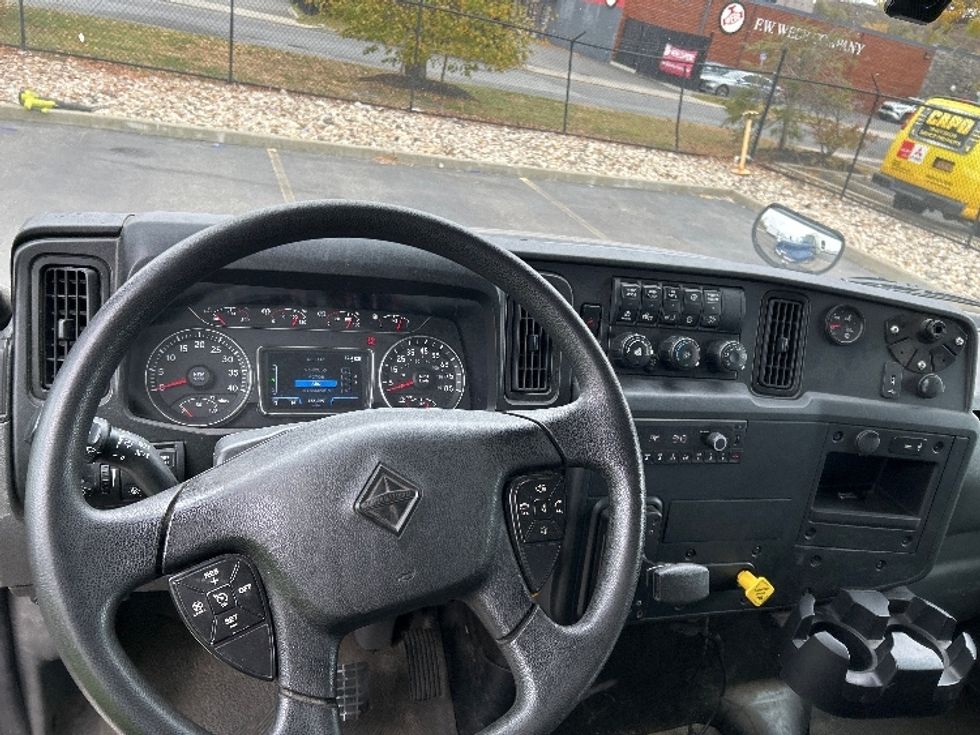 Medium Duty Box Truck-Light and Medium Duty Trucks-International-2022-MV607-West Babylon-NY-156,400\n\t\tmiles-$ 54,250 - Image 16