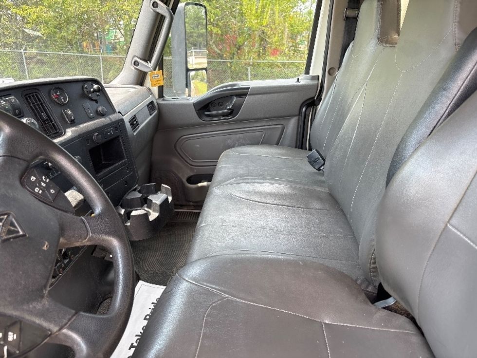Medium Duty Box Truck-Light and Medium Duty Trucks-International-2022-MV607-West Columbia-SC-147,601\n\t\tmiles-$ 70,250 - Image 19