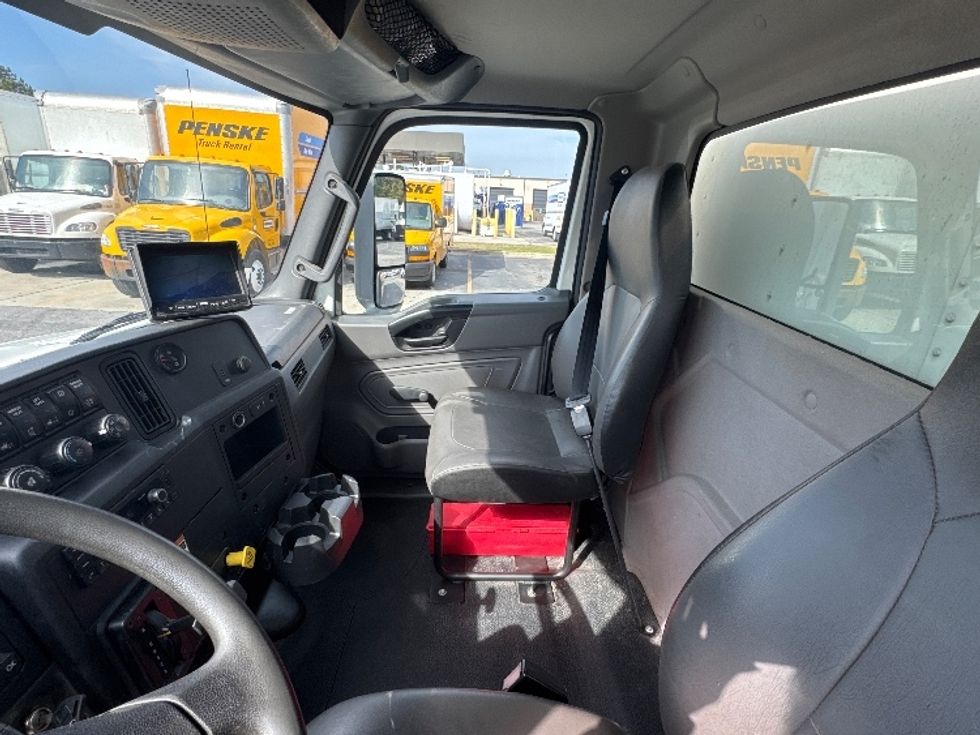 Medium Duty Box Truck-Light and Medium Duty Trucks-International-2022-MV607-West Columbia-SC-176,459\n\t\tmiles-$ 52,000 - Image 19