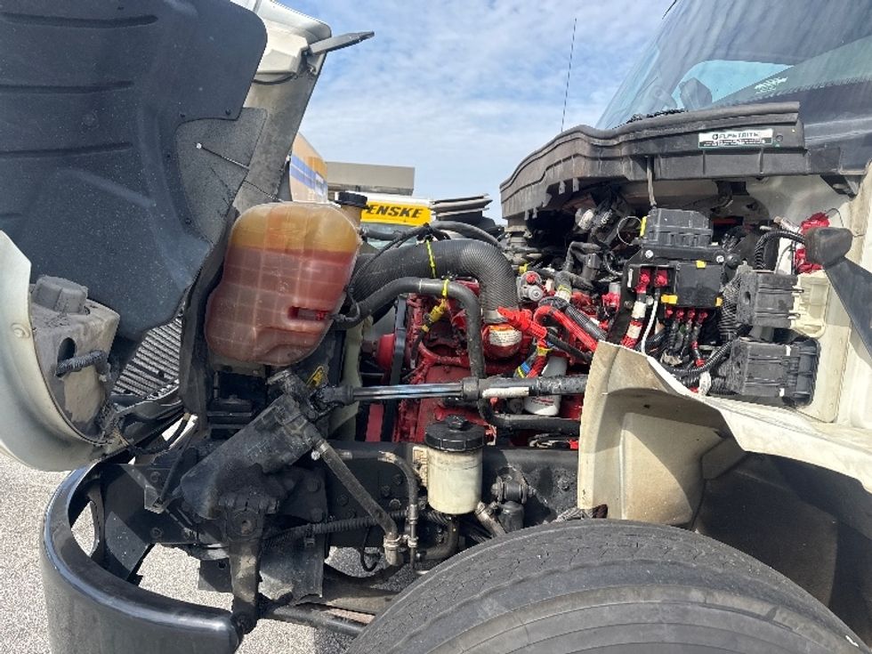 Medium Duty Box Truck-Light and Medium Duty Trucks-International-2022-MV607-West Columbia-SC-176,459\n\t\tmiles-$ 52,000 - Image 24