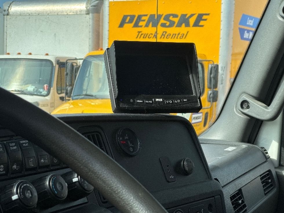 Medium Duty Box Truck-Light and Medium Duty Trucks-International-2022-MV607-West Columbia-SC-176,459\n\t\tmiles-$ 52,000 - Image 25