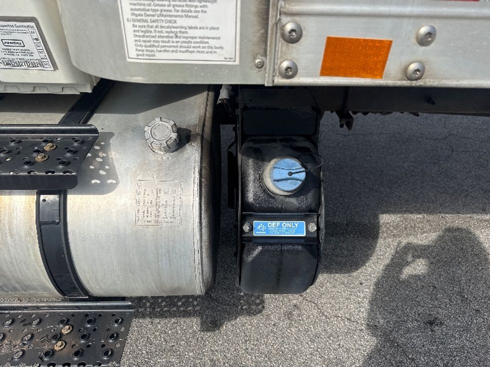 Medium Duty Box Truck-Light and Medium Duty Trucks-International-2022-MV607-West Columbia-SC-176,459\n\t\tmiles-$ 52,000 - Image 26