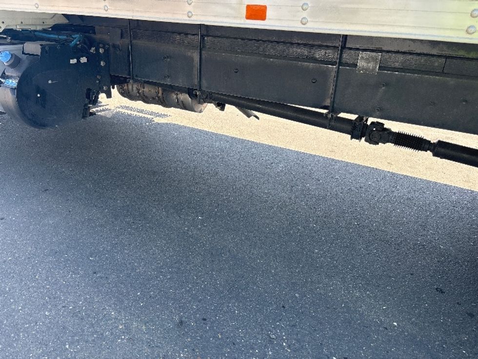 Medium Duty Box Truck-Light and Medium Duty Trucks-International-2022-MV607-West Sacramento-CA-115,392\n\t\tmiles-$ 50,750 - Image 5