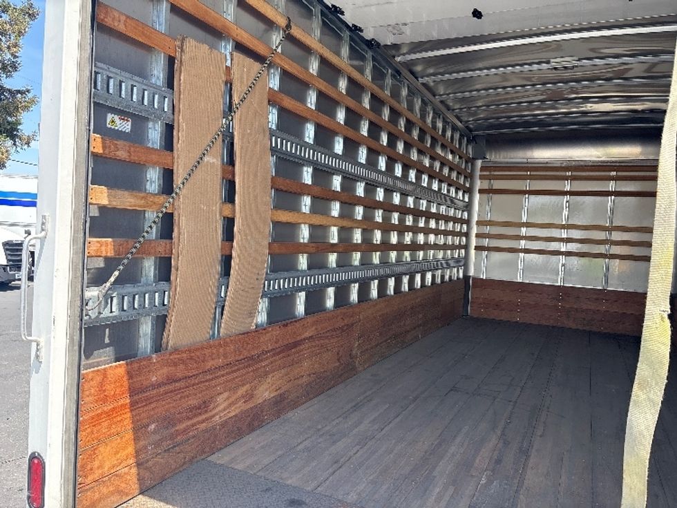 Medium Duty Box Truck-Light and Medium Duty Trucks-International-2022-MV607-West Sacramento-CA-115,392\n\t\tmiles-$ 50,750 - Image 11
