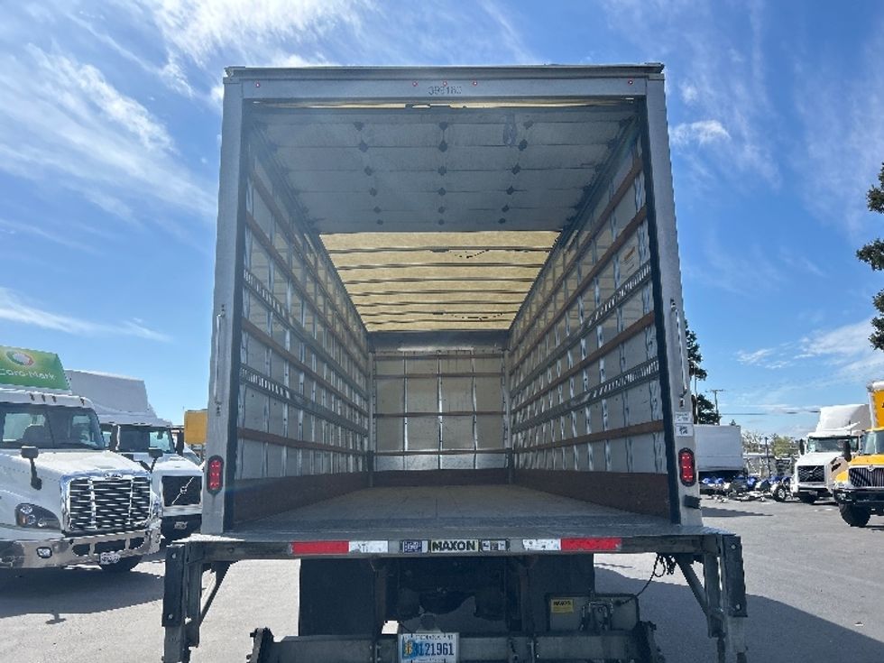 Medium Duty Box Truck-Light and Medium Duty Trucks-International-2022-MV607-West Sacramento-CA-140,354\n\t\tmiles-$ 68,000 - Image 8